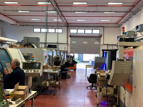 שירות חריטה CNC